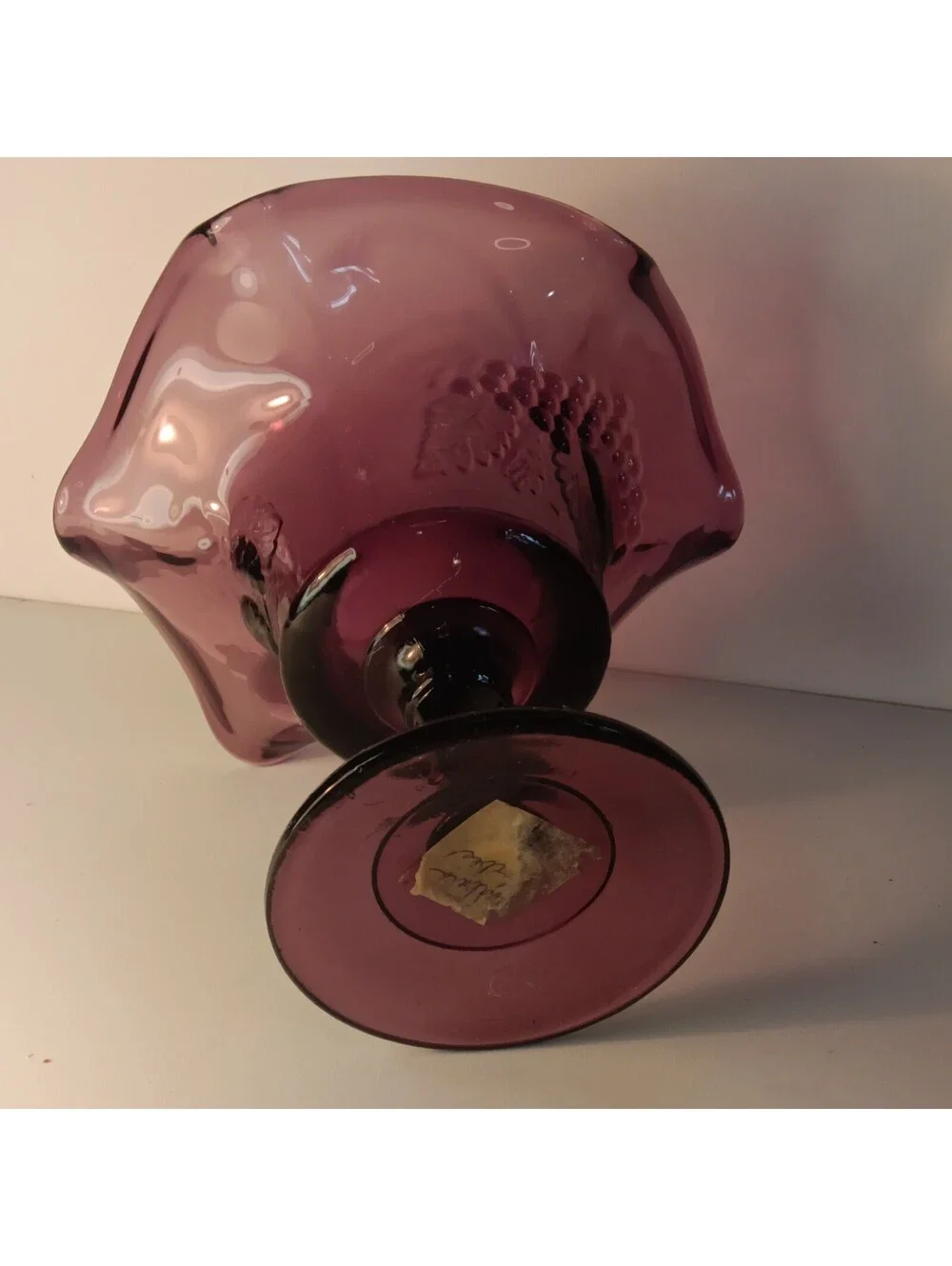 Vintage Indiana Glass Amethyst Purple Harvest Grape Pedestal Compote Bowl MINT
